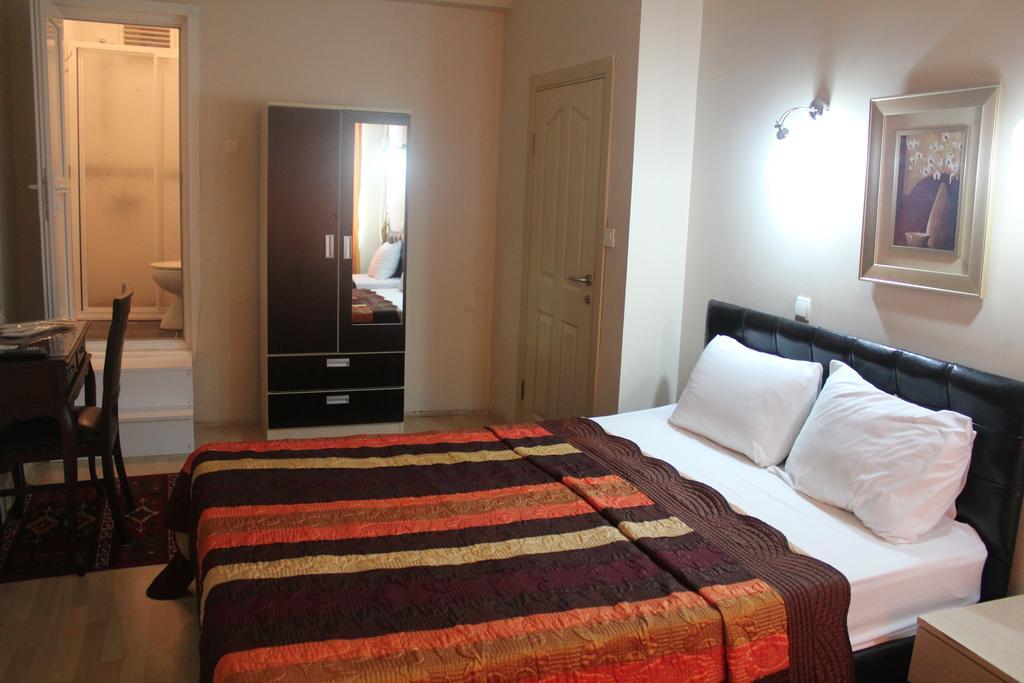 Sofia Corner Hotel Istanbul Room photo